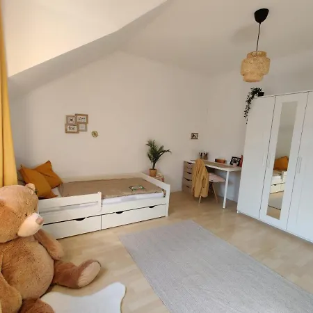 בית נופש House For Family, Friends And Business