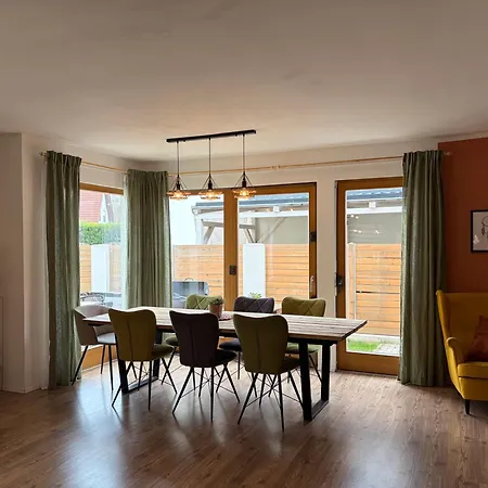 House For Family, Friends And Business Schwechat